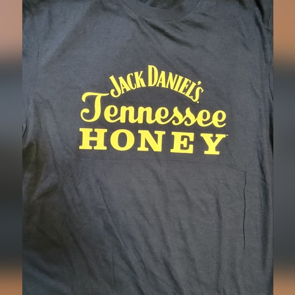 Jack Daniel's Whiskey Black New Unisex T-Shirt Size Medium - Picture 2 of 5
